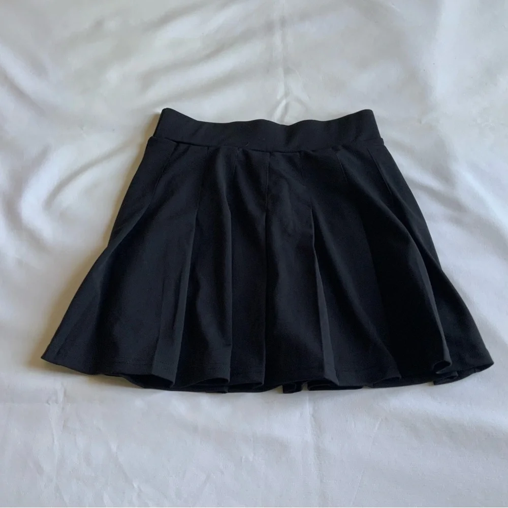 Bloom Season Elegant Black Women's Skirt